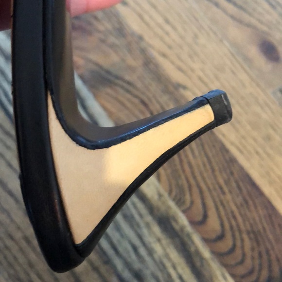 Chanel small heeled slides - Picture 7 of 11